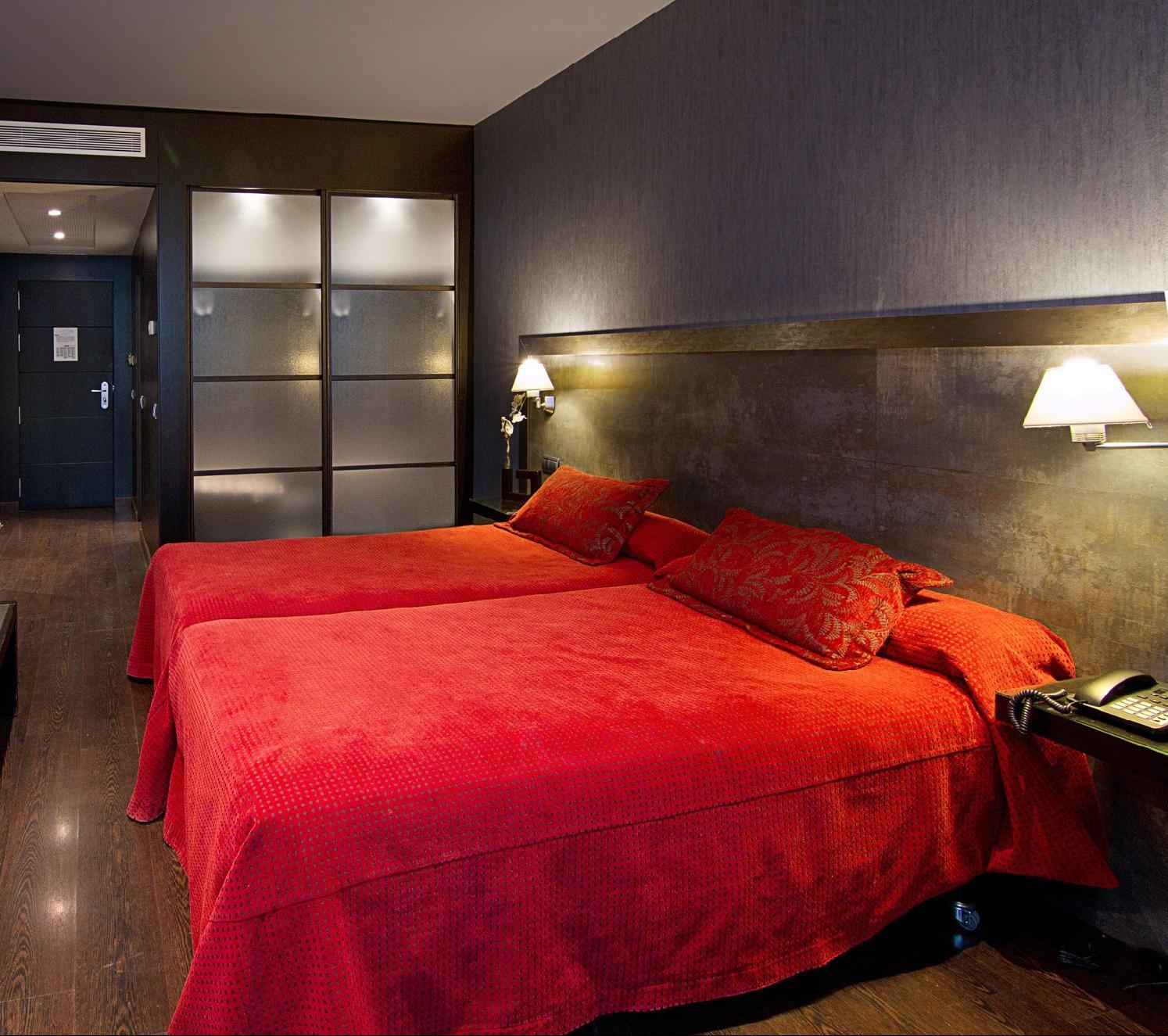 Iberik Santo Domingo Plaza Hotel Овьедо Экстерьер фото