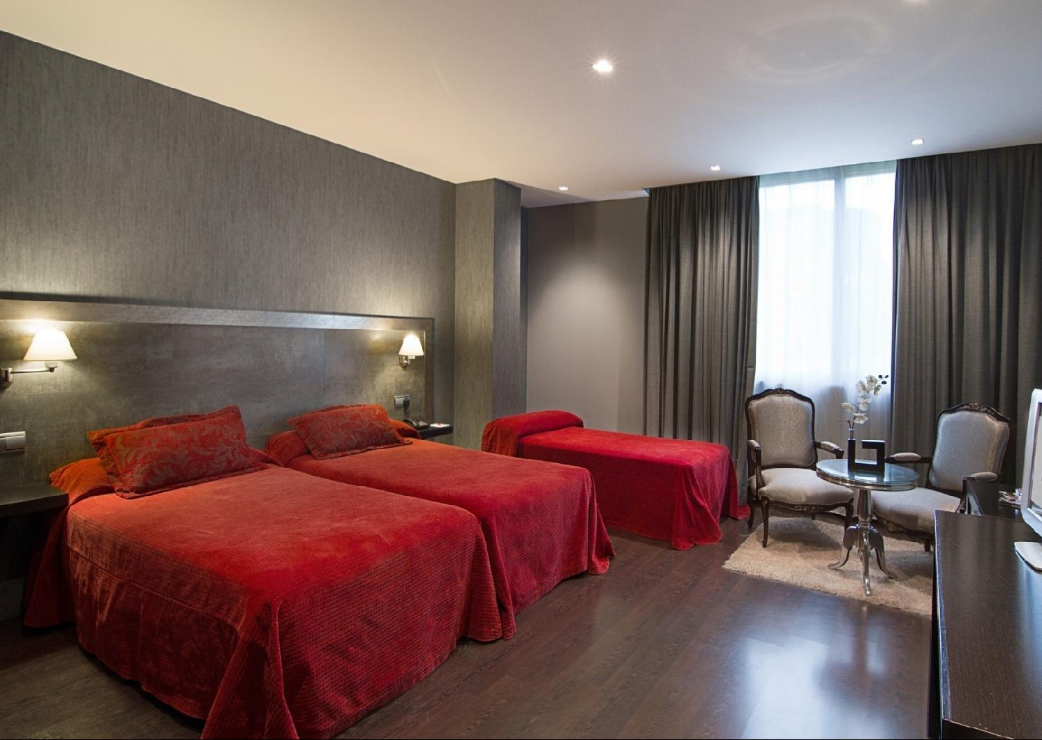 Iberik Santo Domingo Plaza Hotel Овьедо Экстерьер фото